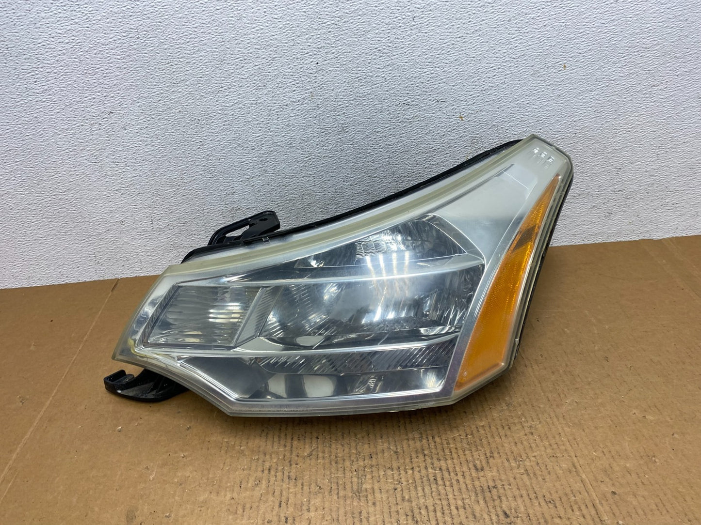 2008 2009 2010 2011 Ford Focus Left Driver Lh Headlight Halogen AC1583 DW0