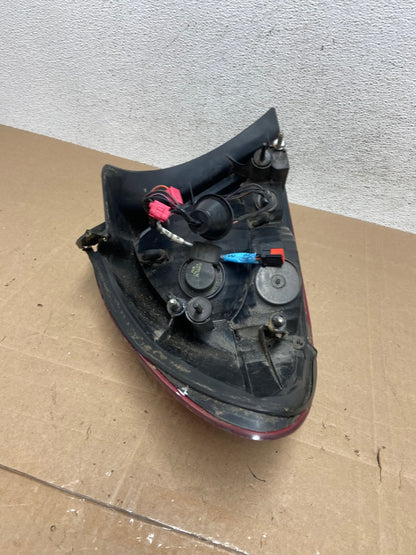 2004 2005 2006 2007 Ford Taurus Right Passenger Side Tail Light AE5040 LK5