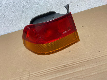 1996 to 1998 Honda Civic Tail Light 2-Door Right Passenger AD4160 DG0