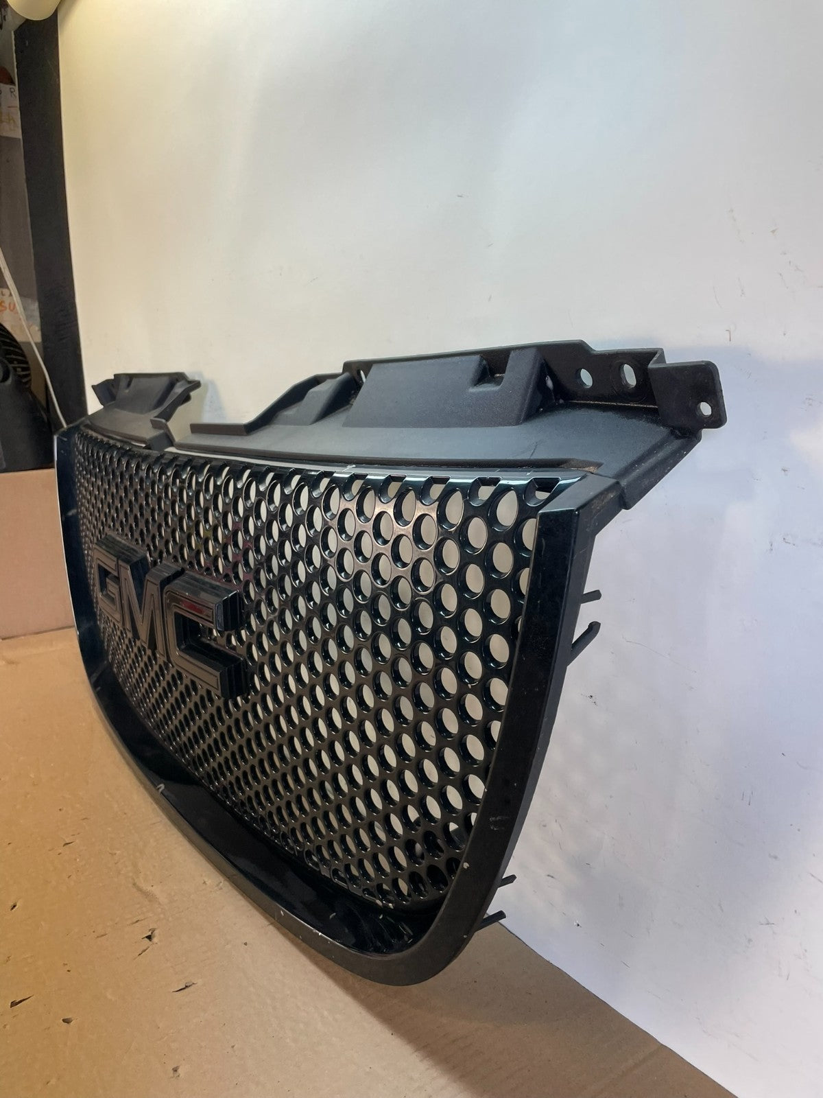 2007 to 2014 GMC Yukon Denali Style Black Front Upper Grille Grill AH6536 DG1