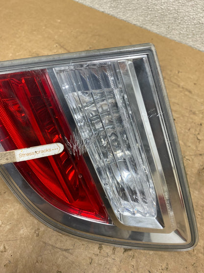 2007 2008 2009 Mazda Cx-9 Right Passenger Rh Side Inner Tail Light Oem V5862 DW4