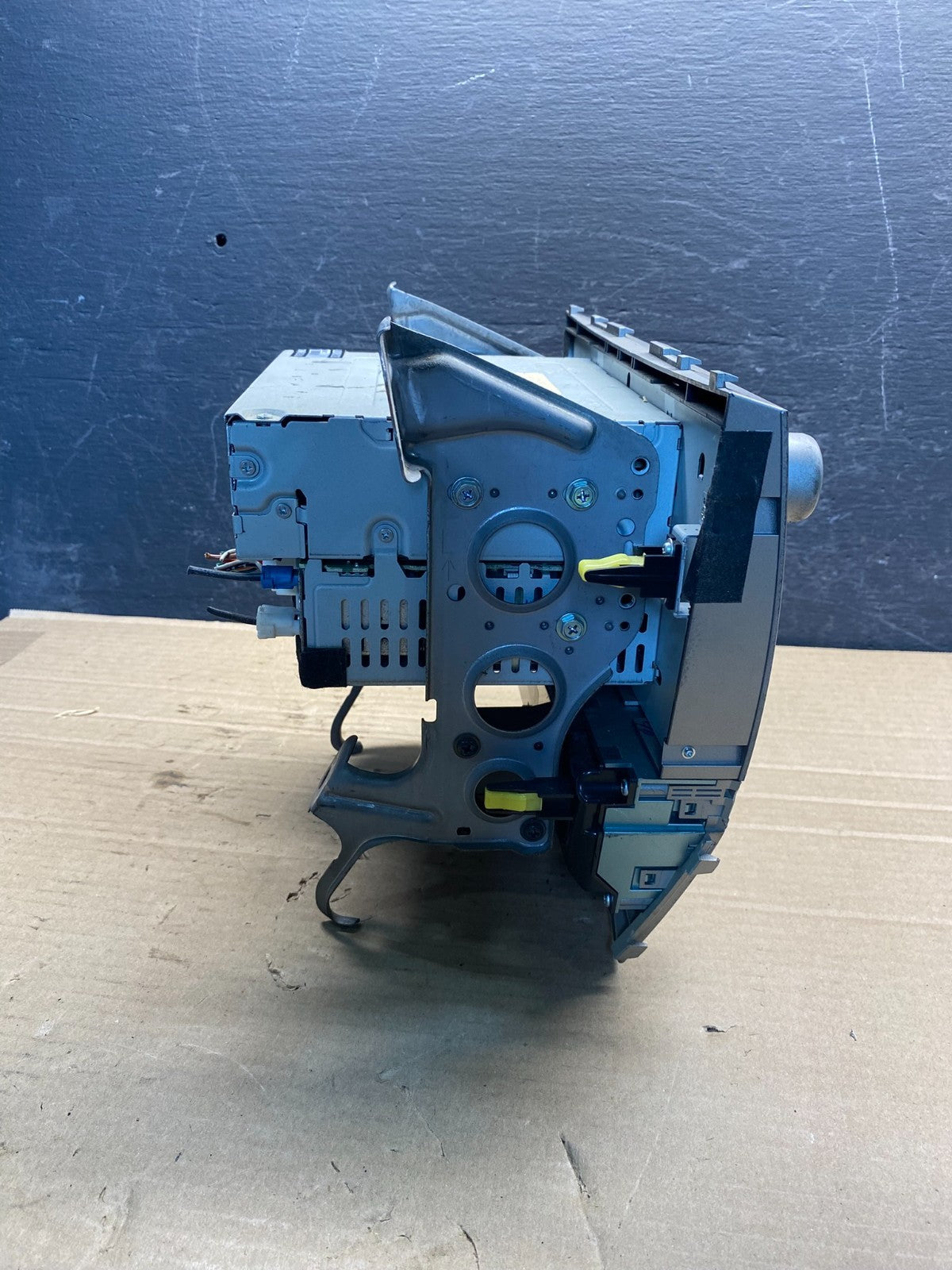 2007-2009 Toyota Camry Radio CD Player Climate Control Bezel AF0053 DG4