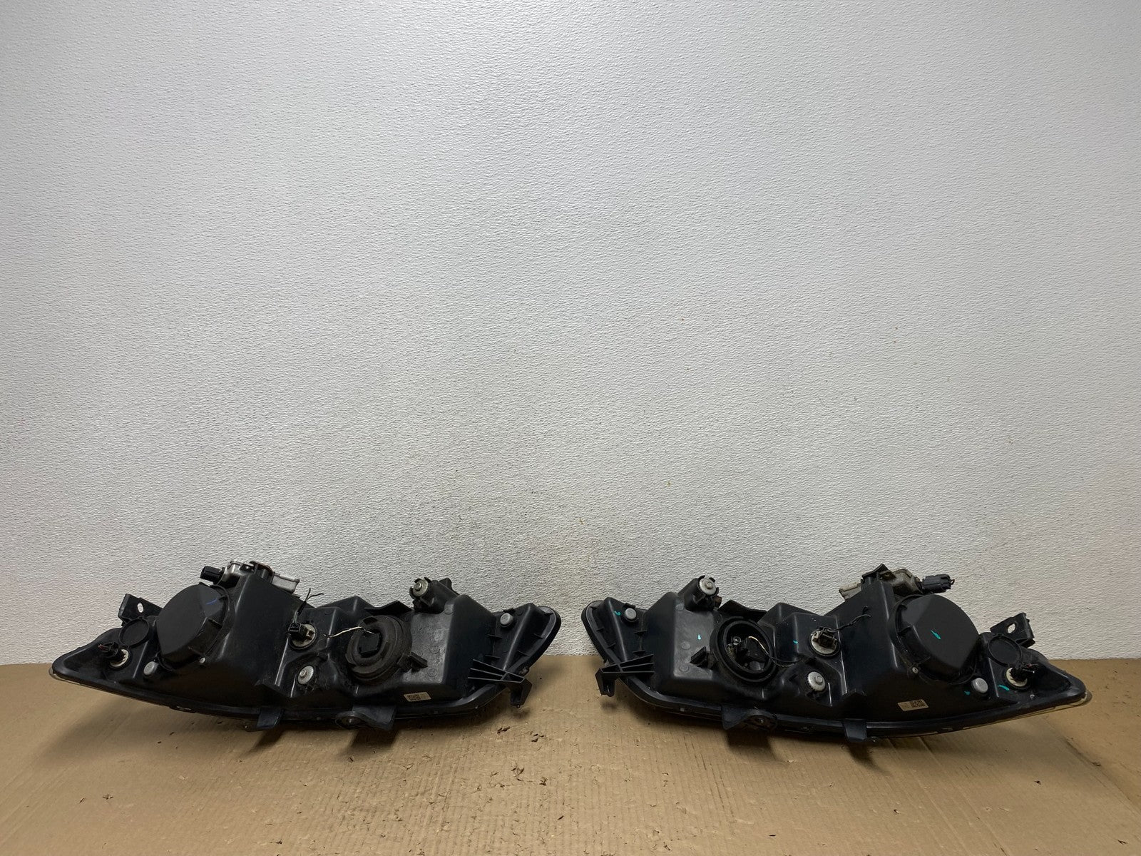2004 to 2008 Acura TSX Left+Right Set Side Xenon HID Headlights AF2872 DG5