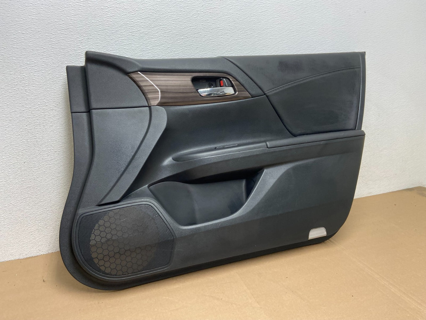 2014-2017 Honda Accord Front Right Passenger RH Side Door Panel AG4512 DG2