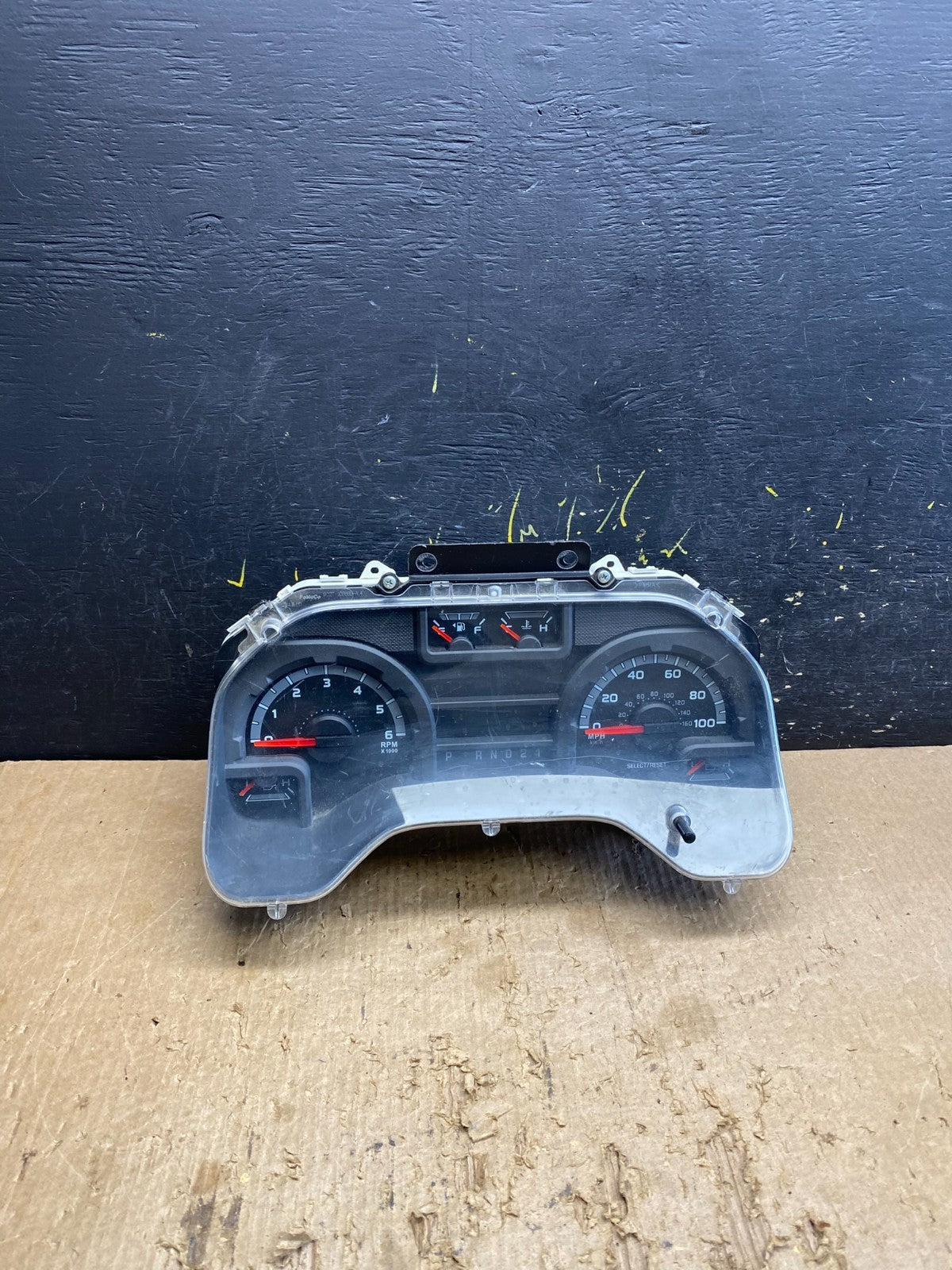 2009 Ford E150 E250 E350 VAN Gauge Speedometer Cluster z9846 DG0