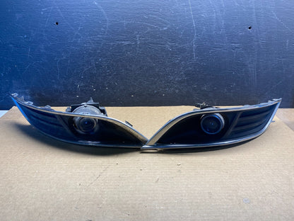 2013 to 2016 Lincoln MKT Left+Right Set Front Fog Light Bezel AF4117 DG0