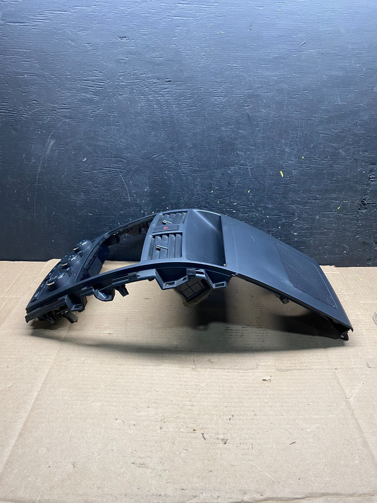 2010 - 2015 Mazda CX-9 Radio Dash Trim Bezel W/Vent AC Climate Control q2522 DG2
