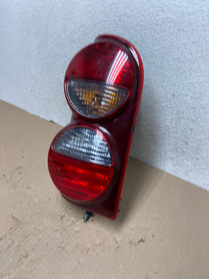 2005 2006 2007 Jeep Liberty Left Driver Lh Side Tail Light AG6981 LK1
