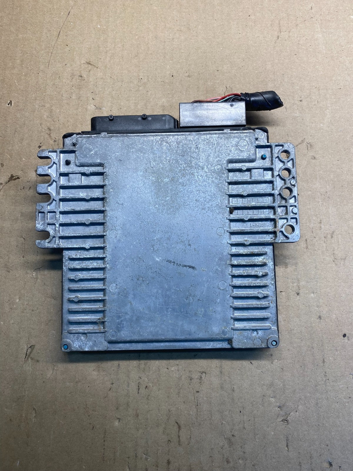 2005 Nissan Titan Ecm Ecu Engine Control Computer  MEC83-670 B1 AC0632 DG1