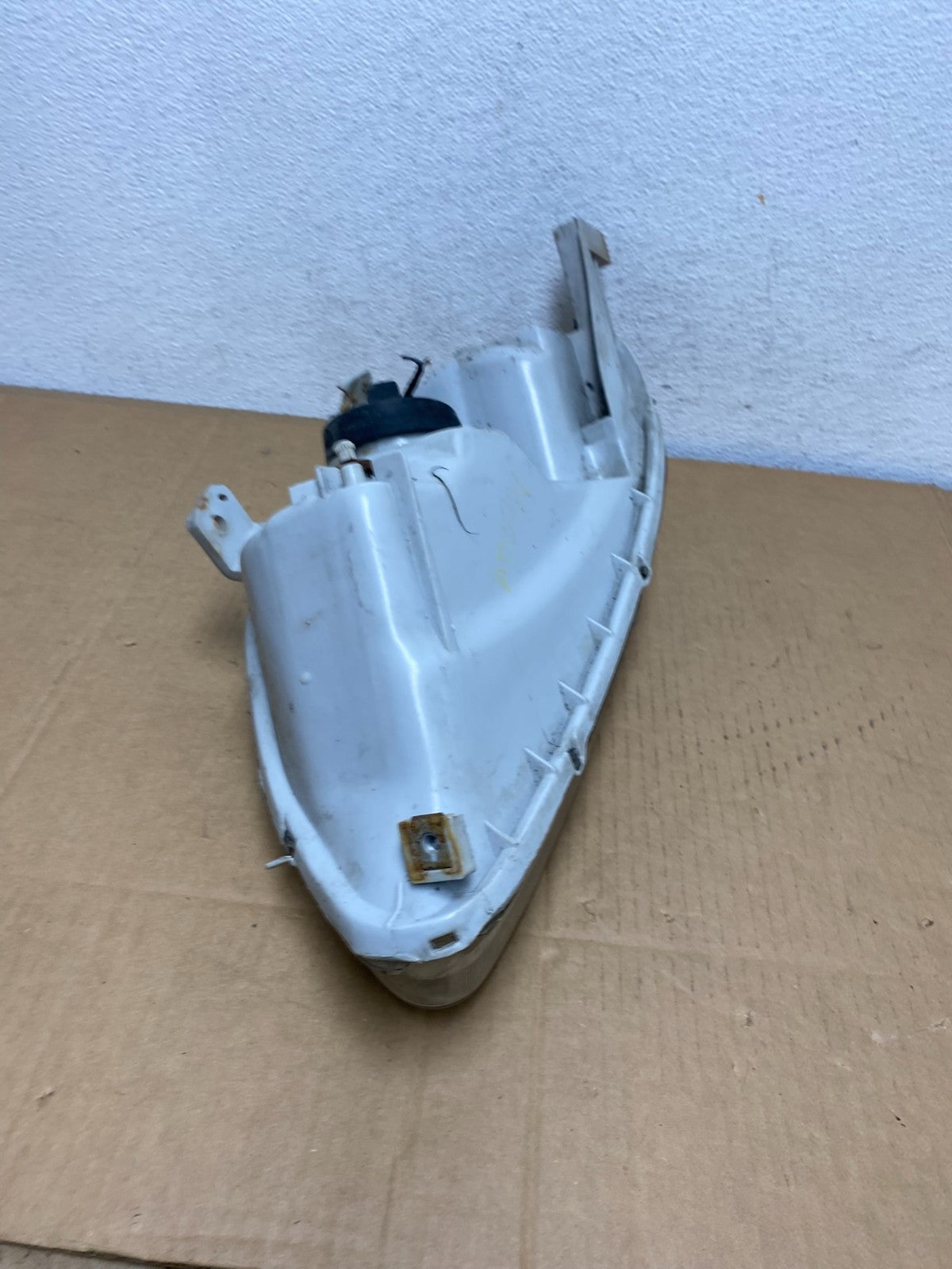 1996 - 1998 Honda Civic Sedan Right Passenger RH Headlight Halogen S0288 DW9