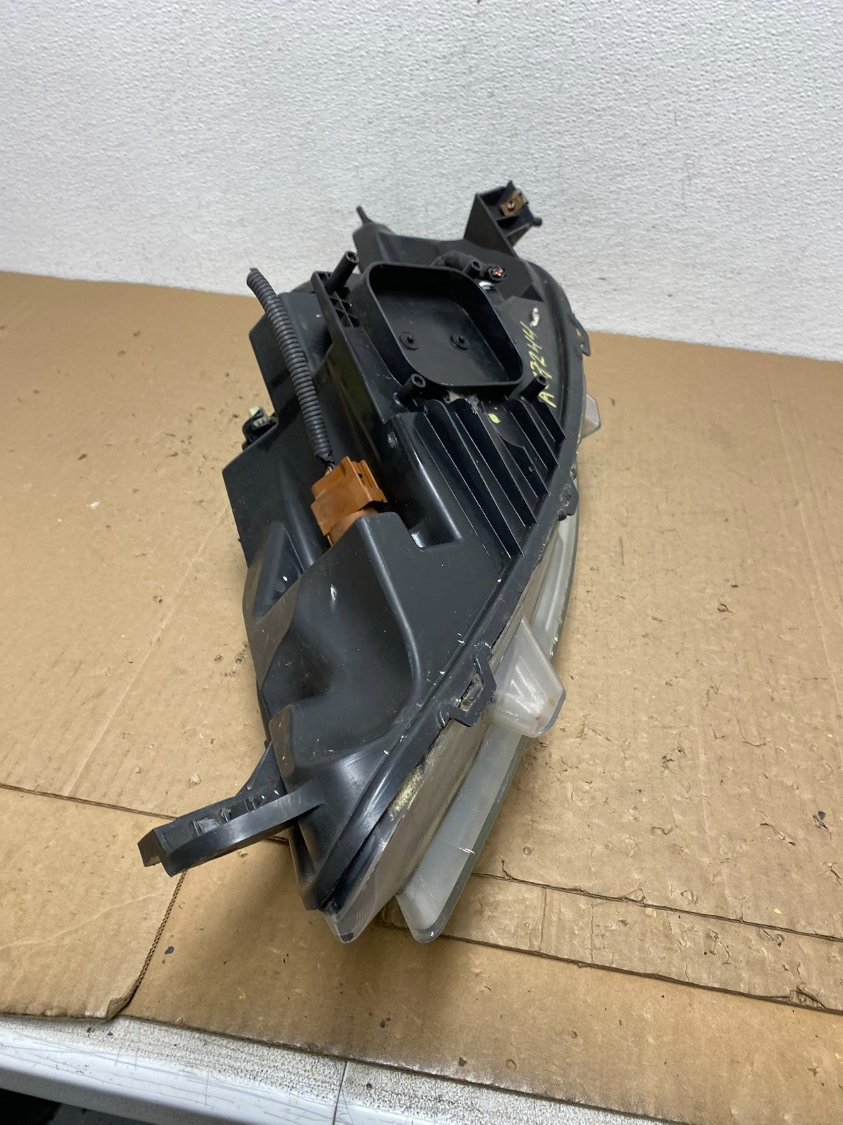 2010 2011 2012 Ford Taurus Right Passenger RH Halogen Headlight AC7244 DW10