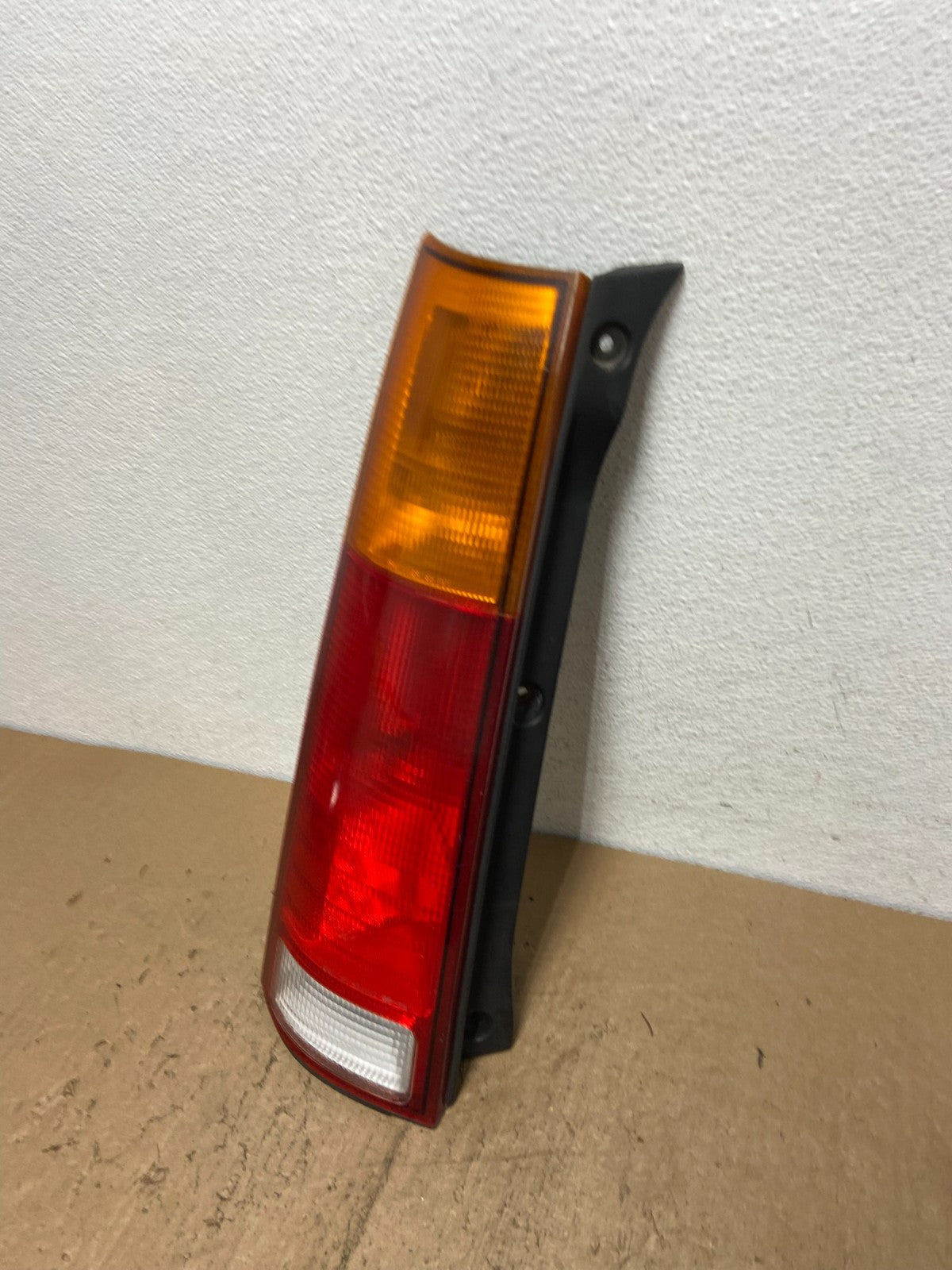 1997 1998 1999 2000 2001 Honda Crv Cr-v Left Driver Lh Tail Light AC7348 DW1