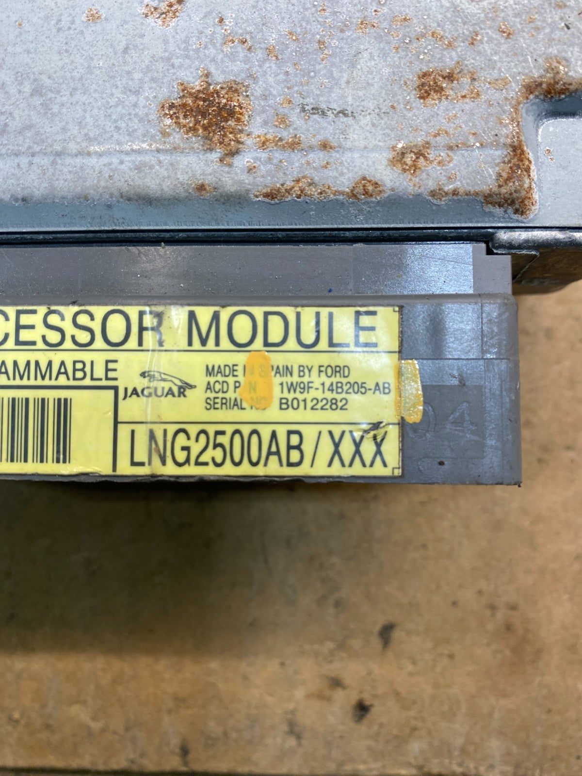 2001 2002 2003 Jaguar XJ8 Computer Brain Engine Control ECU ECM Module AB3866 DG2