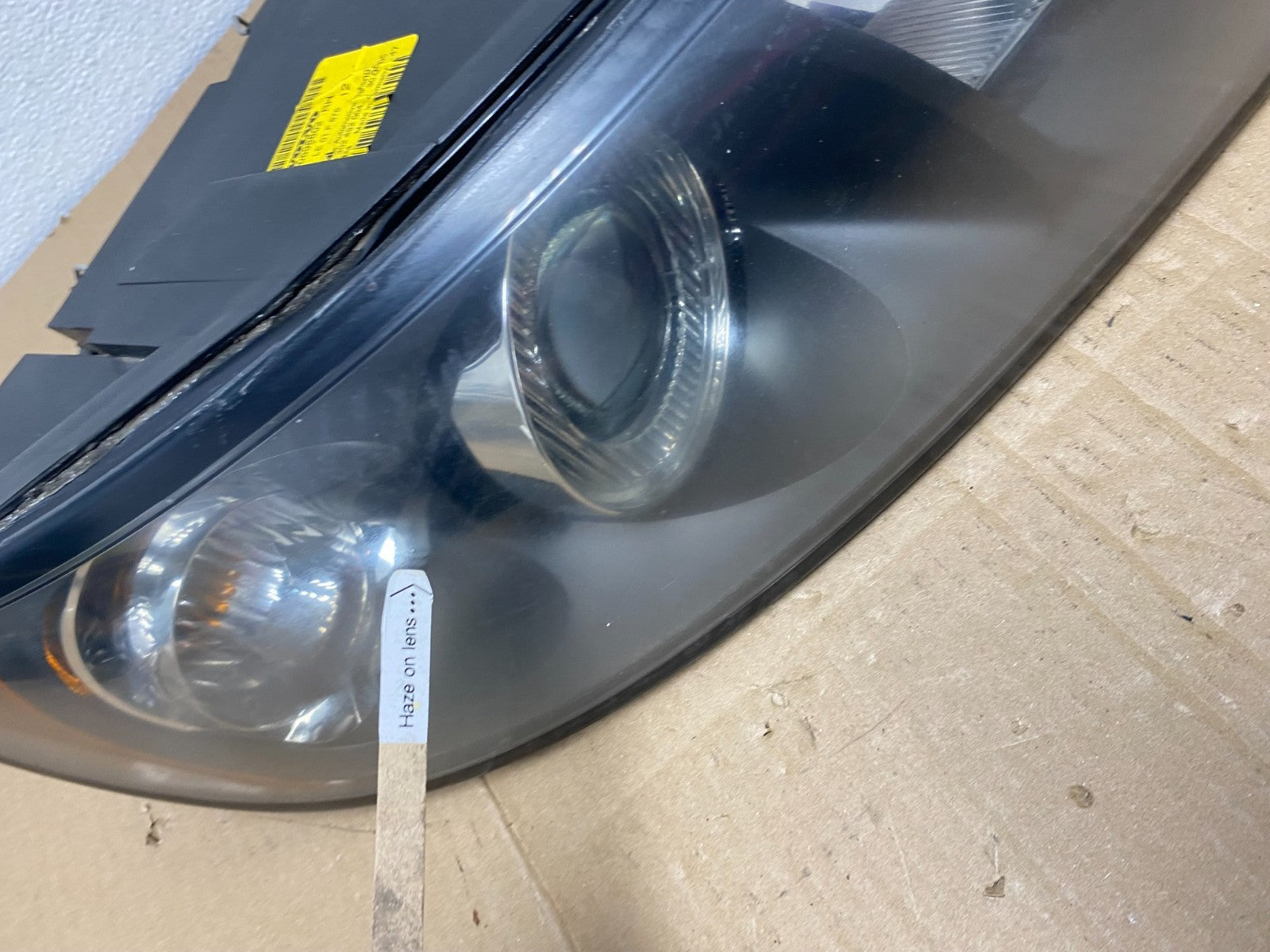 2004 to 2007 Volvo S40 Right Passenger Side Headlight Oem AB8141 DW4