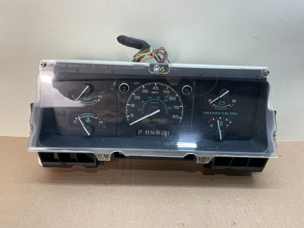 1992 to 1997 Ford F250 F350 Speedometer Cluster Gauge AJ0900 DW0
