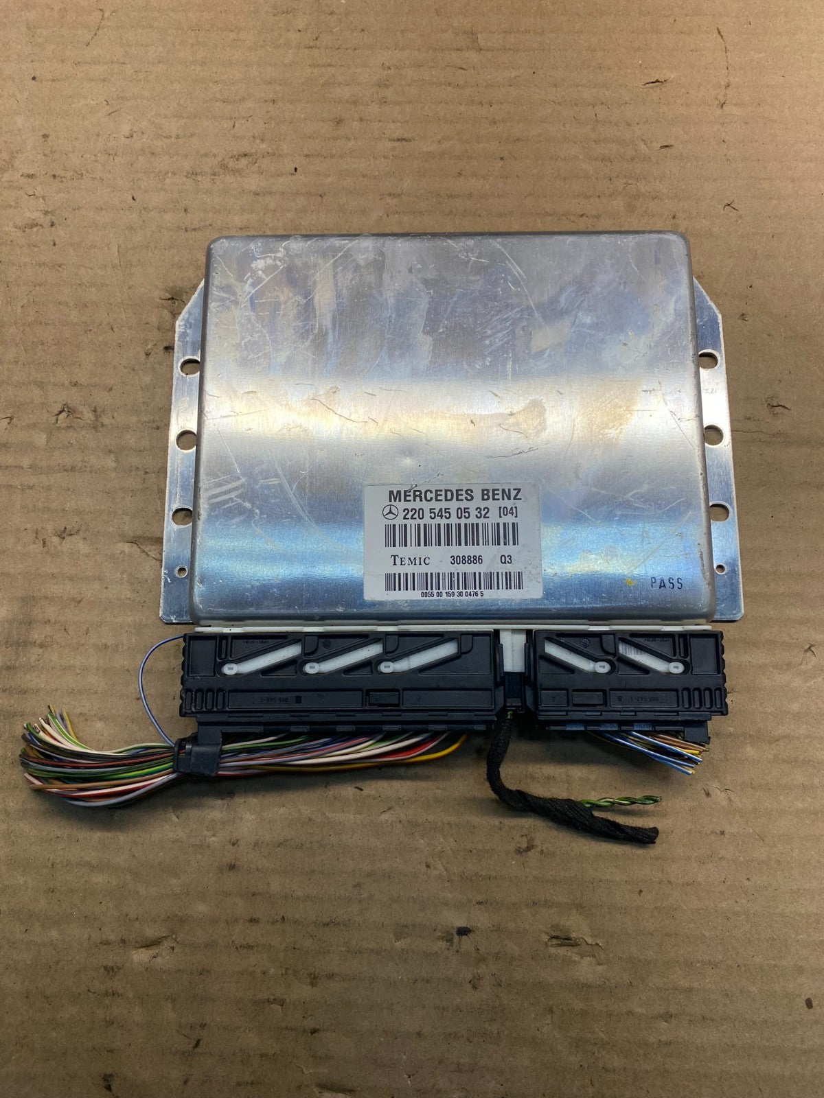 2000 to 2006 Mercedes S550 Suspension Control Unit ae0115 DG0