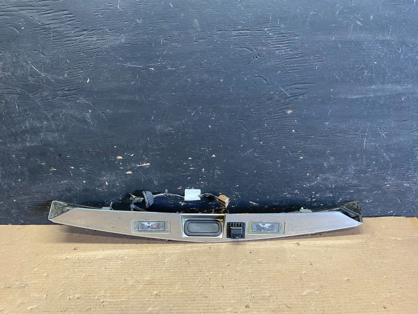 2010-2015 Cadillac SRX Rear Liftgate Tailgate Finish Molding W/ Camera S1458 DG5