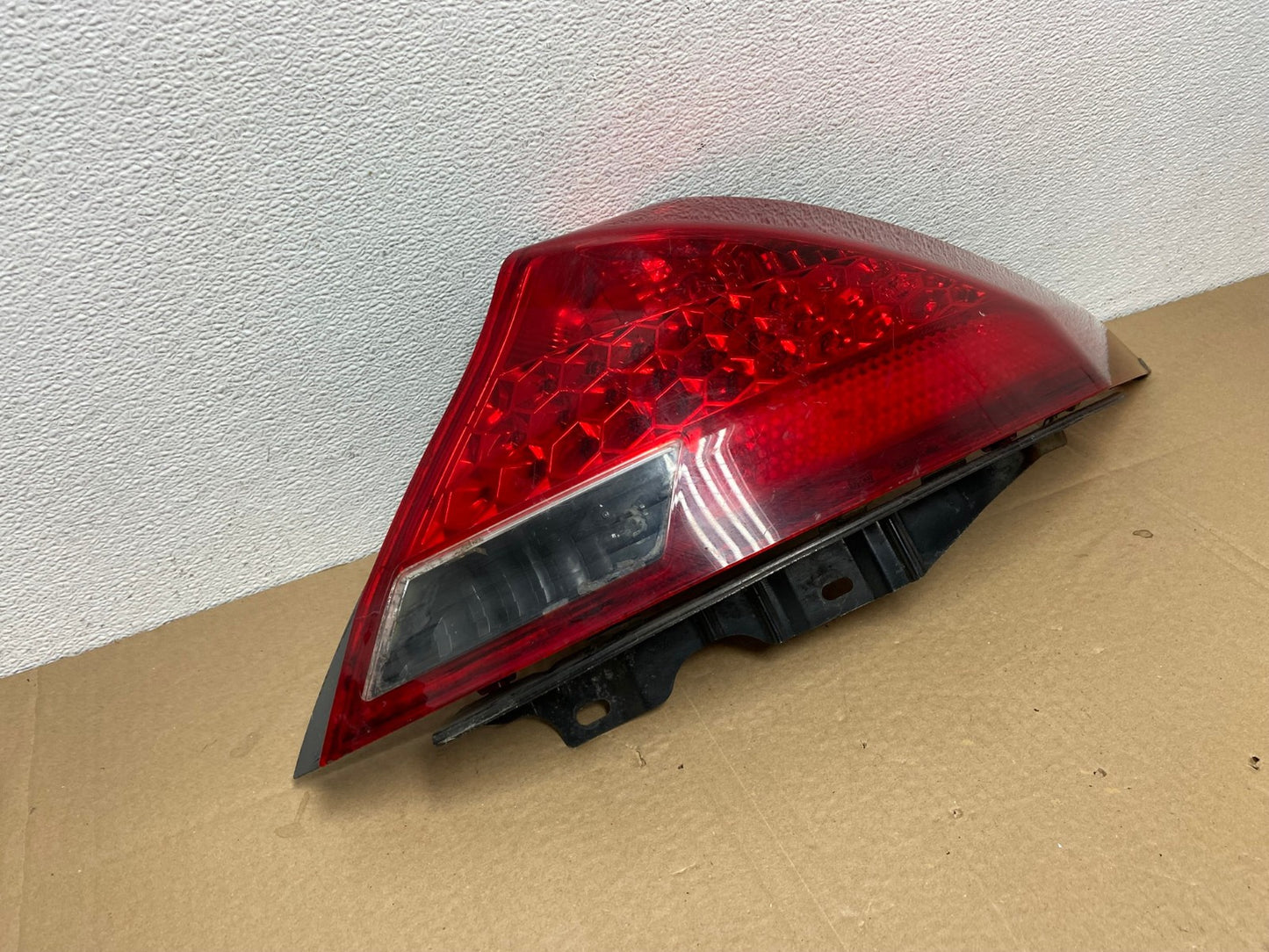 2006-2007 Honda Accord Coupe Right Passenger RH Side Tail light Oem AC3755 LK2