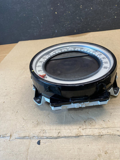 2011 - 2016 Mini Cooper Countryman Speedometer Cluster Gauge o1549 PS1
