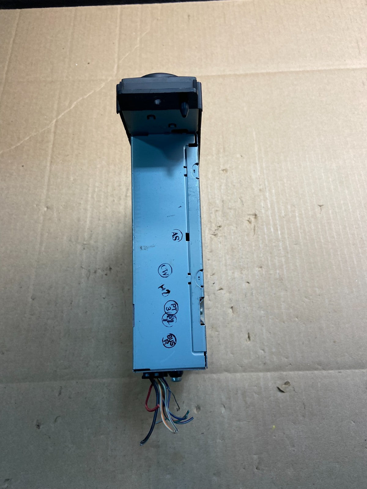 2008 to 2012 Chrysler Town Country DVD Player Receiver OEM Z0544 DG1