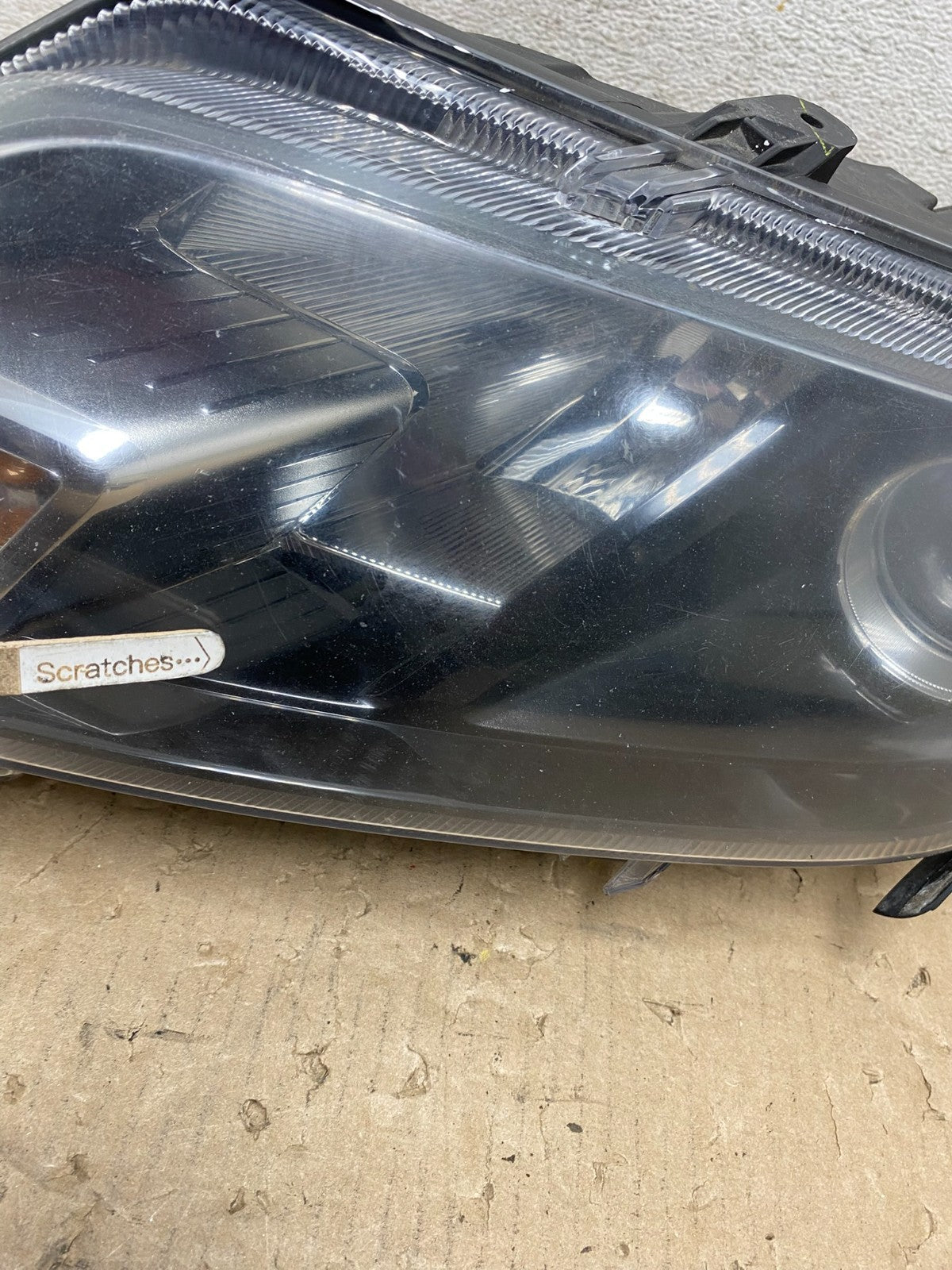 2010 2011 2012 Ford Fusion Left Driver LH Side Headlight Halogen AG7001 DW3