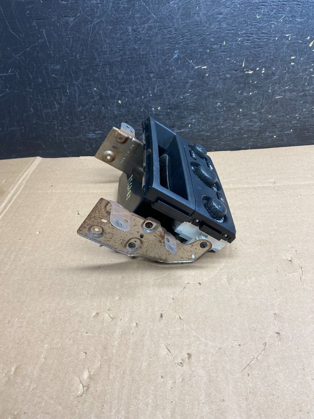 2003 to 2008 Honda Pilot Center Manual Climate Control AI6282 DW2