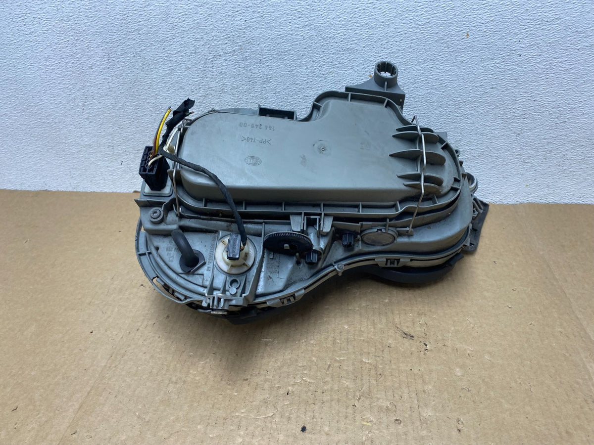 1996-1999 Mercedes E E320 E430 Right Passenger RH Side Headlight AF9631 DW4