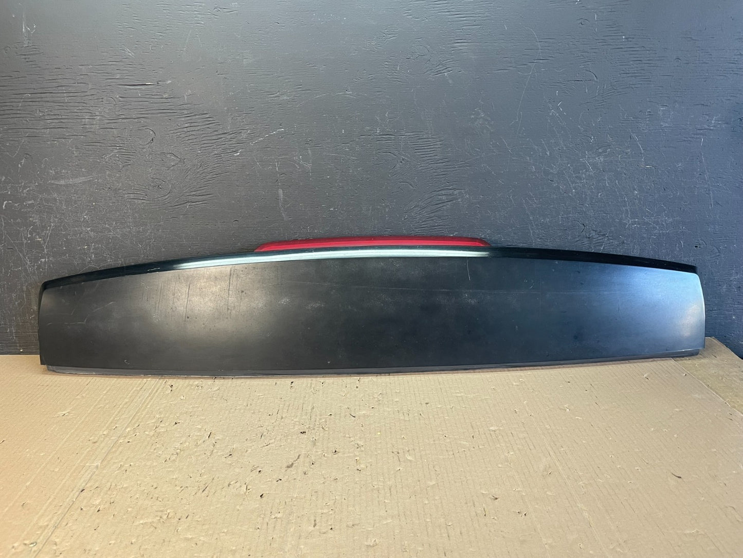 2007-2014 Chevrolet Tahoe Suburban Yukon Spoiler Wing 3rd Brake Light AE0763 DG0