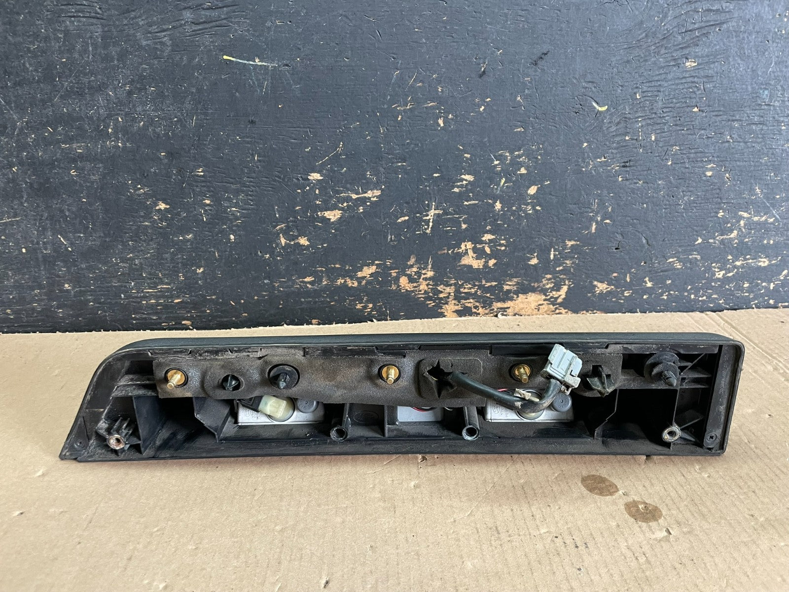 2000-2005 Land Rover Discovery Tailgate Back Door Handle CXB000456 AA1962 DG4