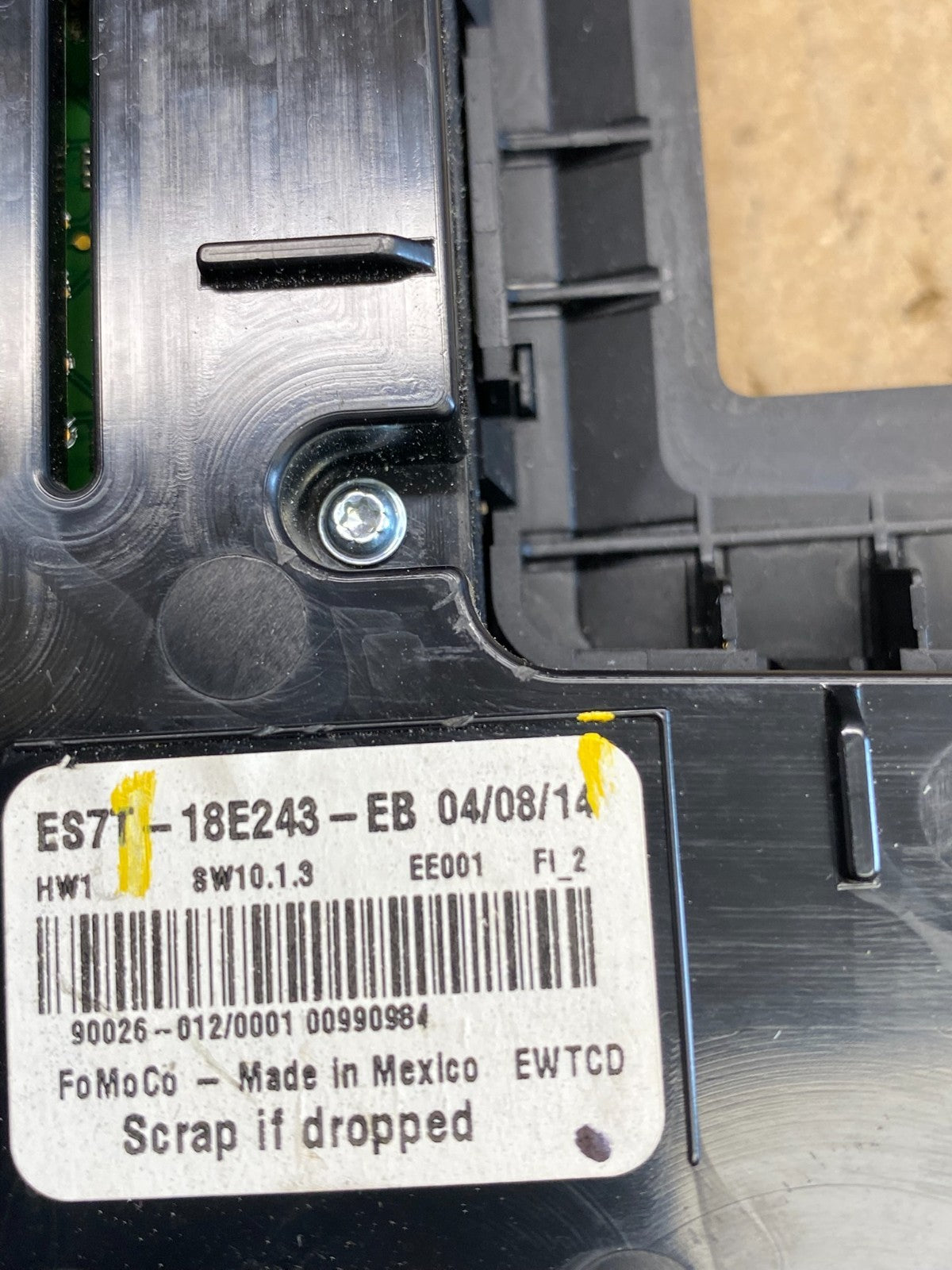 2014-2015 Ford Fusion Center Radio CD Player Screen Climate Control AC9587 DG4