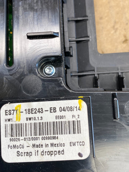 2014-2015 Ford Fusion Center Radio CD Player Screen Climate Control AC9587 DG4