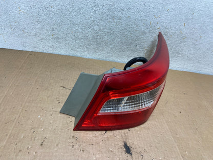 2016 2017 2018 Nissan Sentra Right Passenger RH Side Tail Light AI9052 LK2