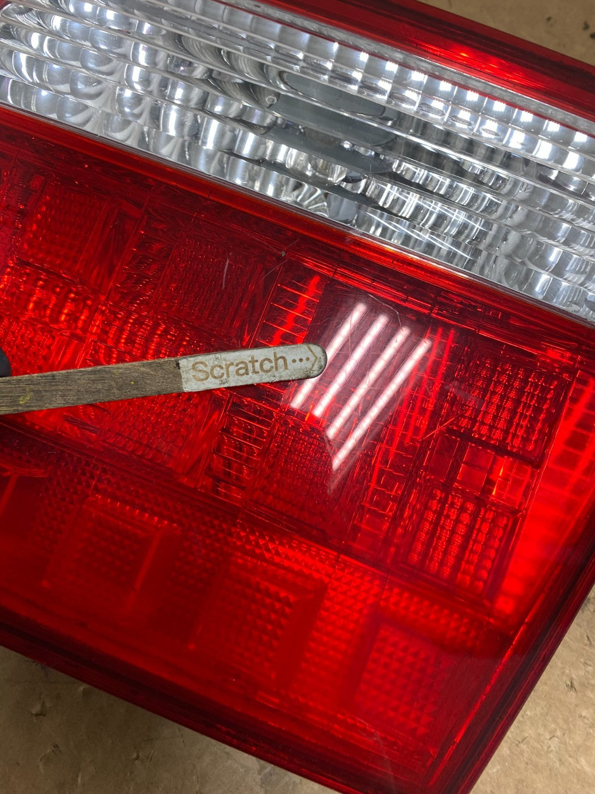 2005 2006 2007 Honda Odyssey Inner Right Passenger RH Tail Light V5936 DW3