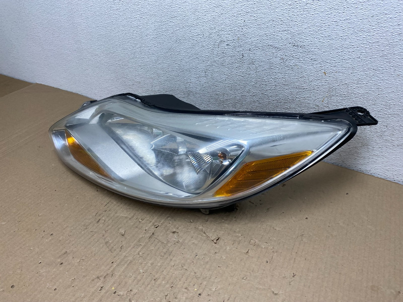 2012 2013 2014 Ford Focus Left Driver Lh Side Halogen Headlight AE9696 DW1