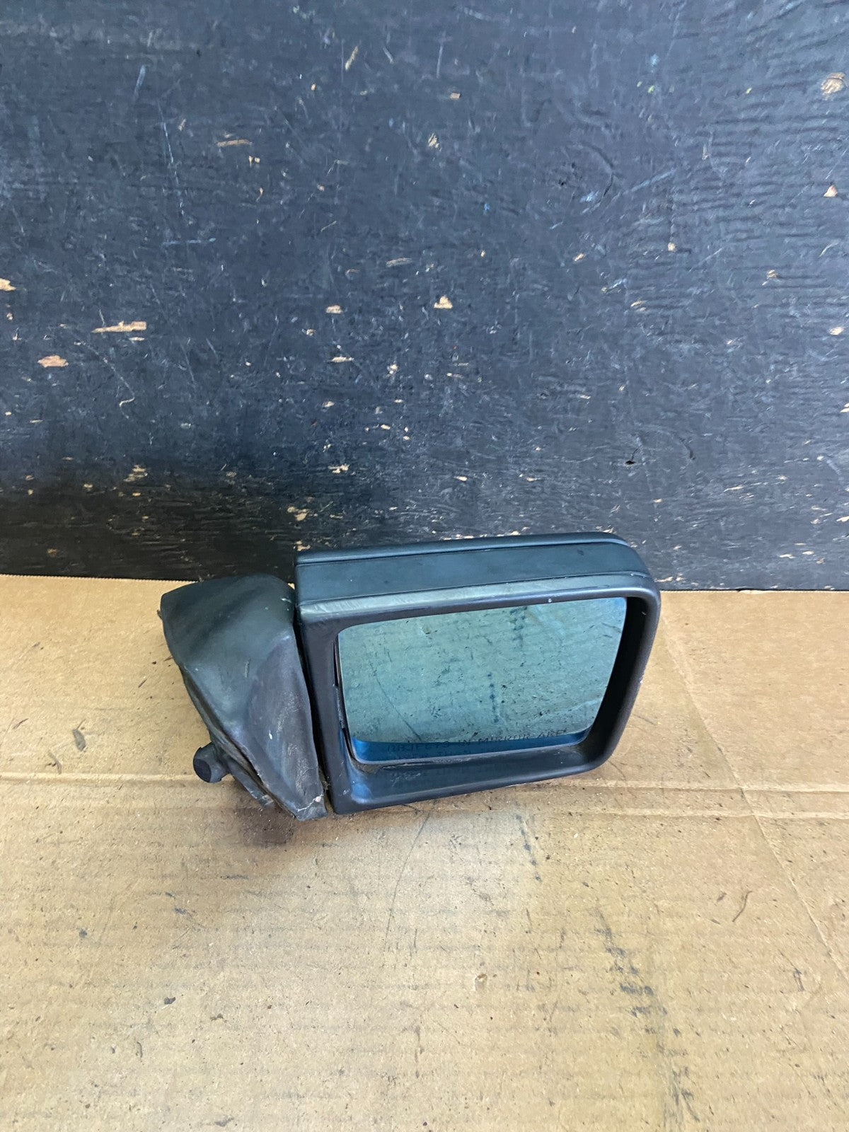1988 to 1989 Mercedes W124 300CE Right Passenger Side View Mirror q8371 DG7