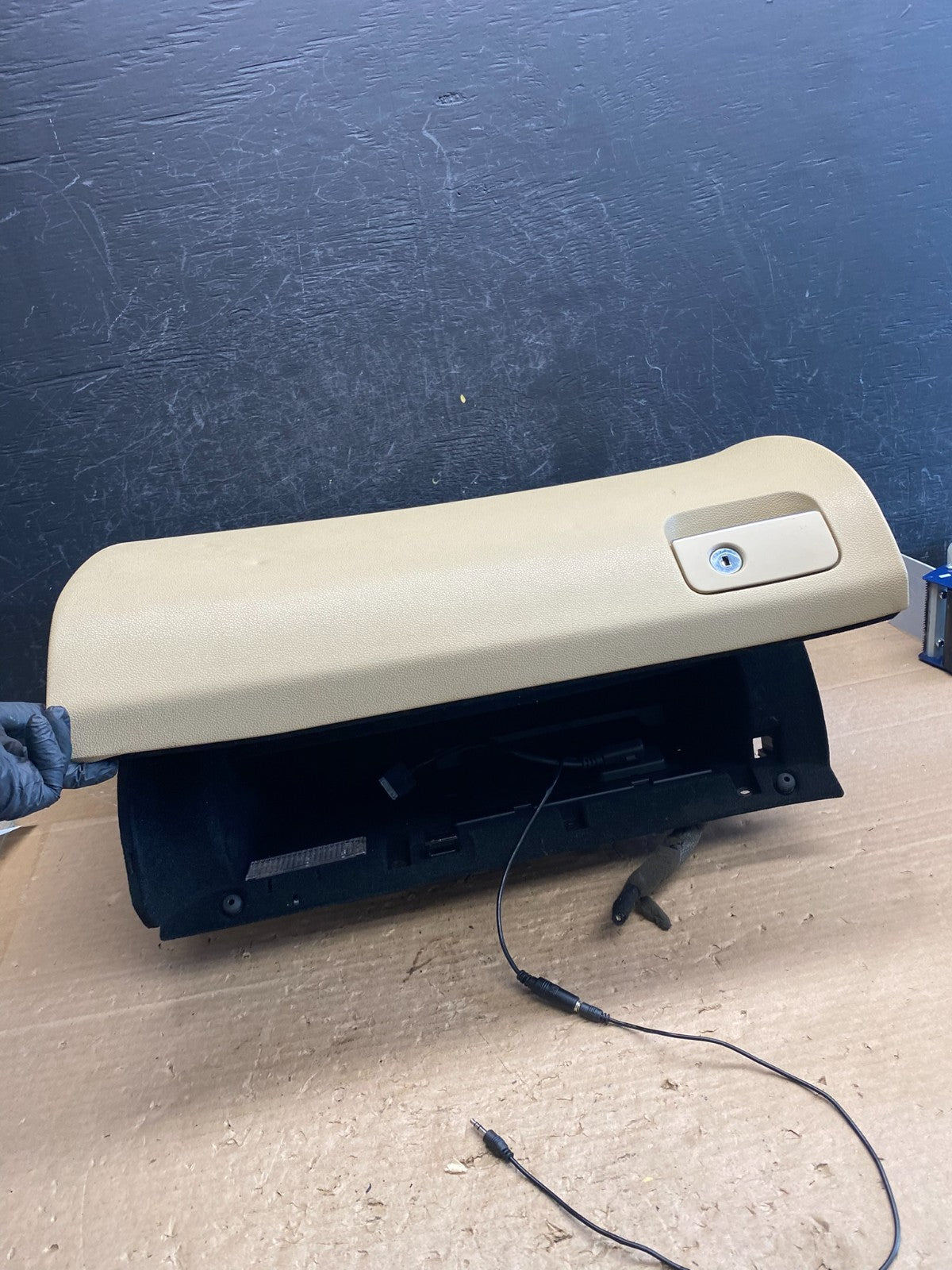 2006-2009 Mercedes W251 R320 R500 R350 Front Right Storage Glove Box ag8499 DG2