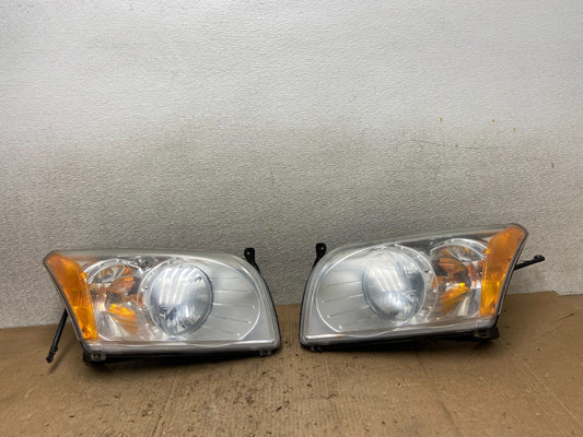 2007-2012 Dodge Caliber Left+Right Headlights Halogen Oem AA8581 DW0