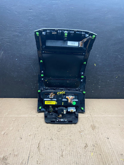 2014 2015 Kia Sorento Temp AC Climate Control Panel Trim 972501u585 P3431 DG5