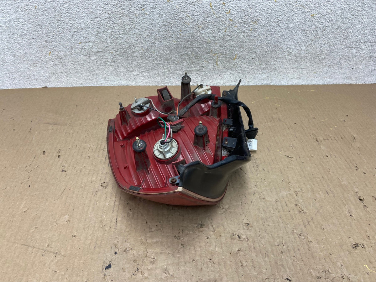 2001-2003 Sedan Hyundai Elantra Left Driver Lh Side Tail Light AH5989 LK4