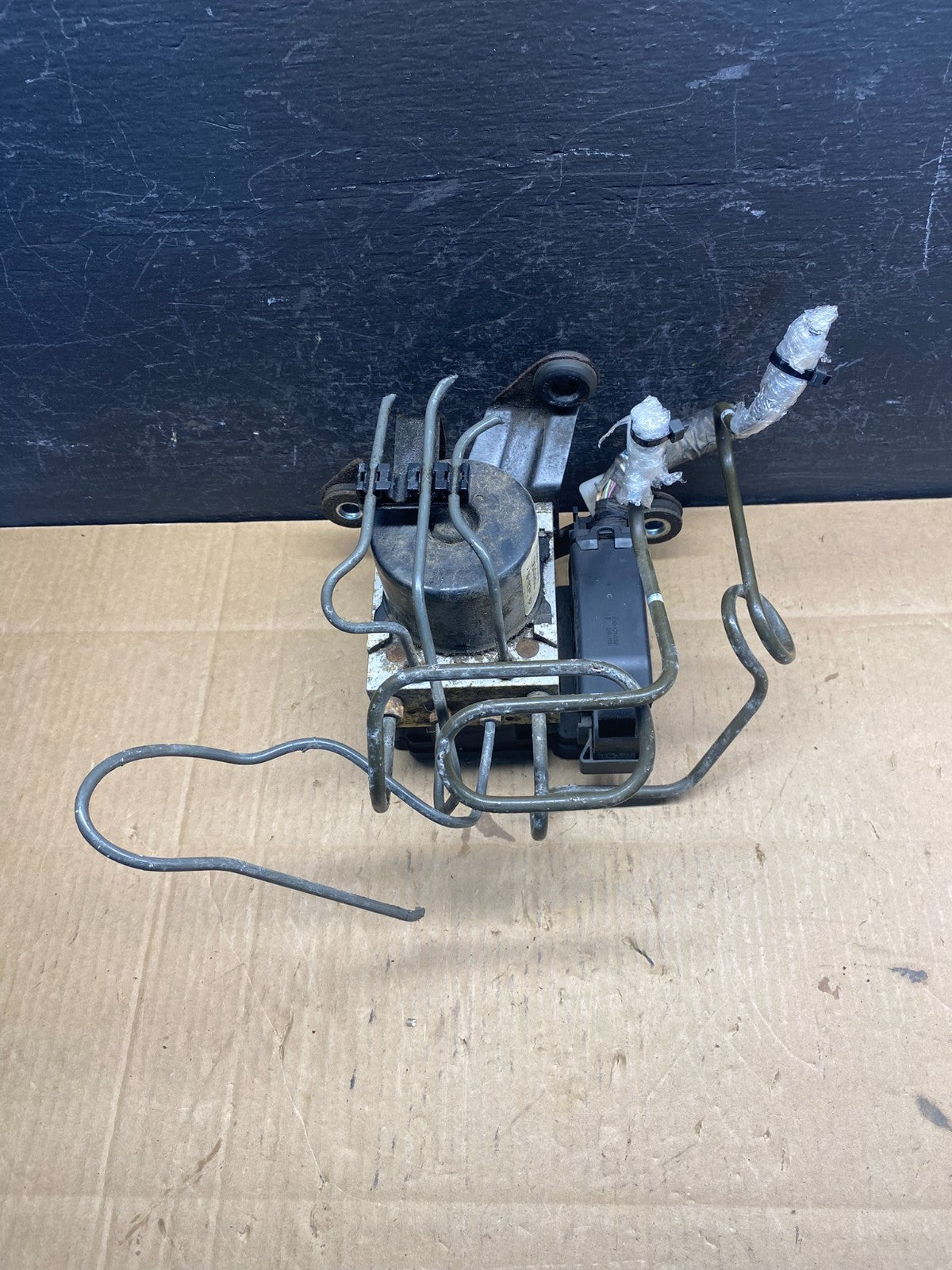 2007 Toyota Tundra ABS Brake Pump Anti Lock Module AD5079 DG5