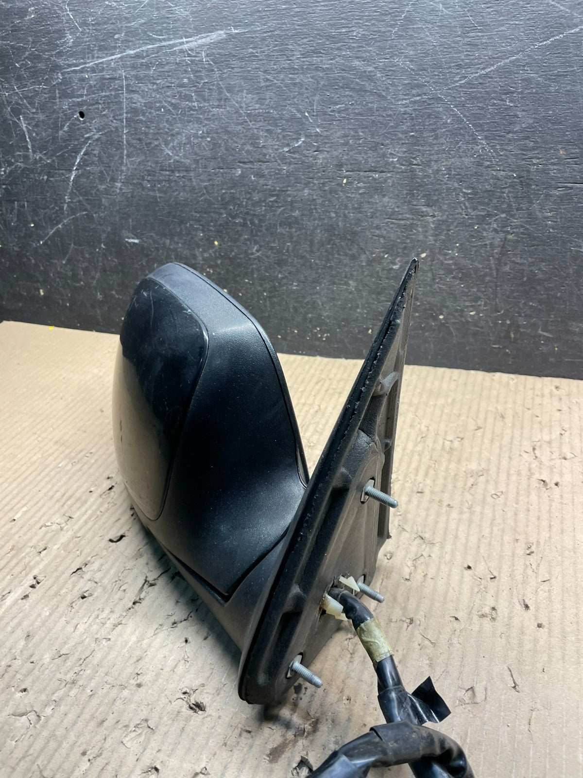 2003-2006 Chevrolet Tahoe Suburban Right Passenger Turn Door Mirror OEM X0877 DG2