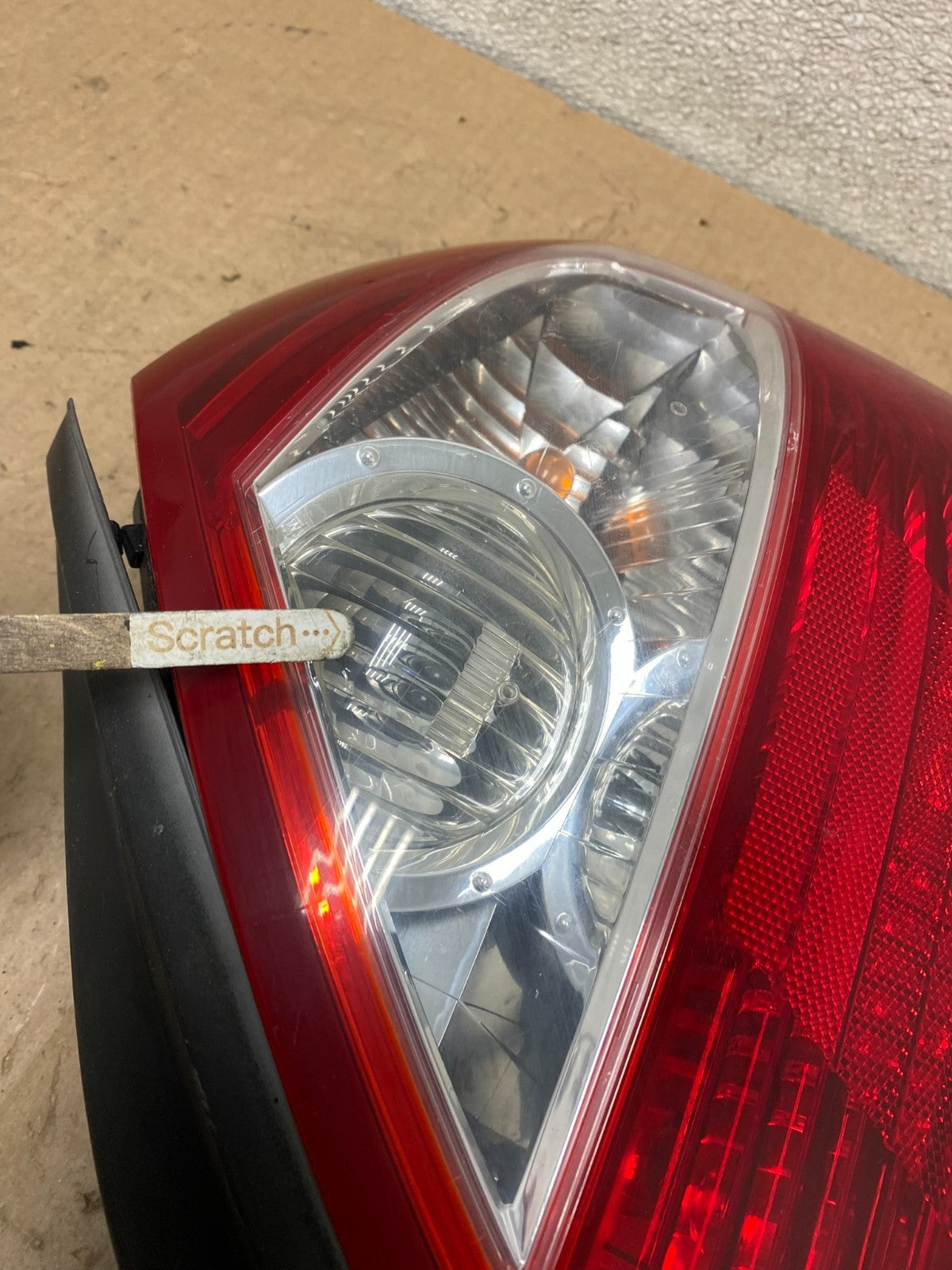 2002 2003 2004 Infiniti Q45 Right Passenger Rh Side Tail Light OEM W2885 DG3