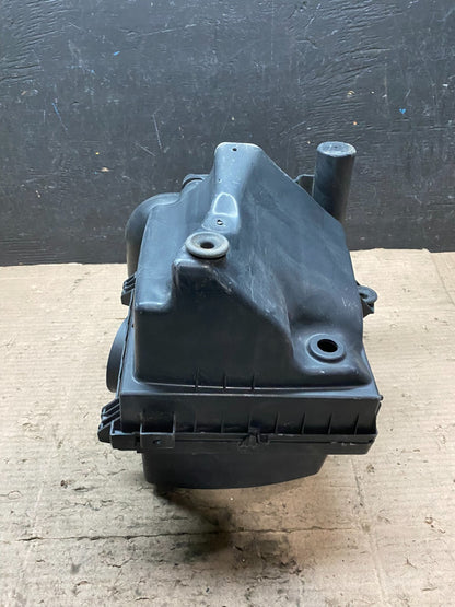 2011 - 2021 Dodge Durango 3.6L Air Filter Cleaner Box H4576 PS6
