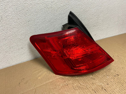 2014 to 2018 Ford Taurus Interceptor Left Driver LH Side Tail Light AC3925 LK2