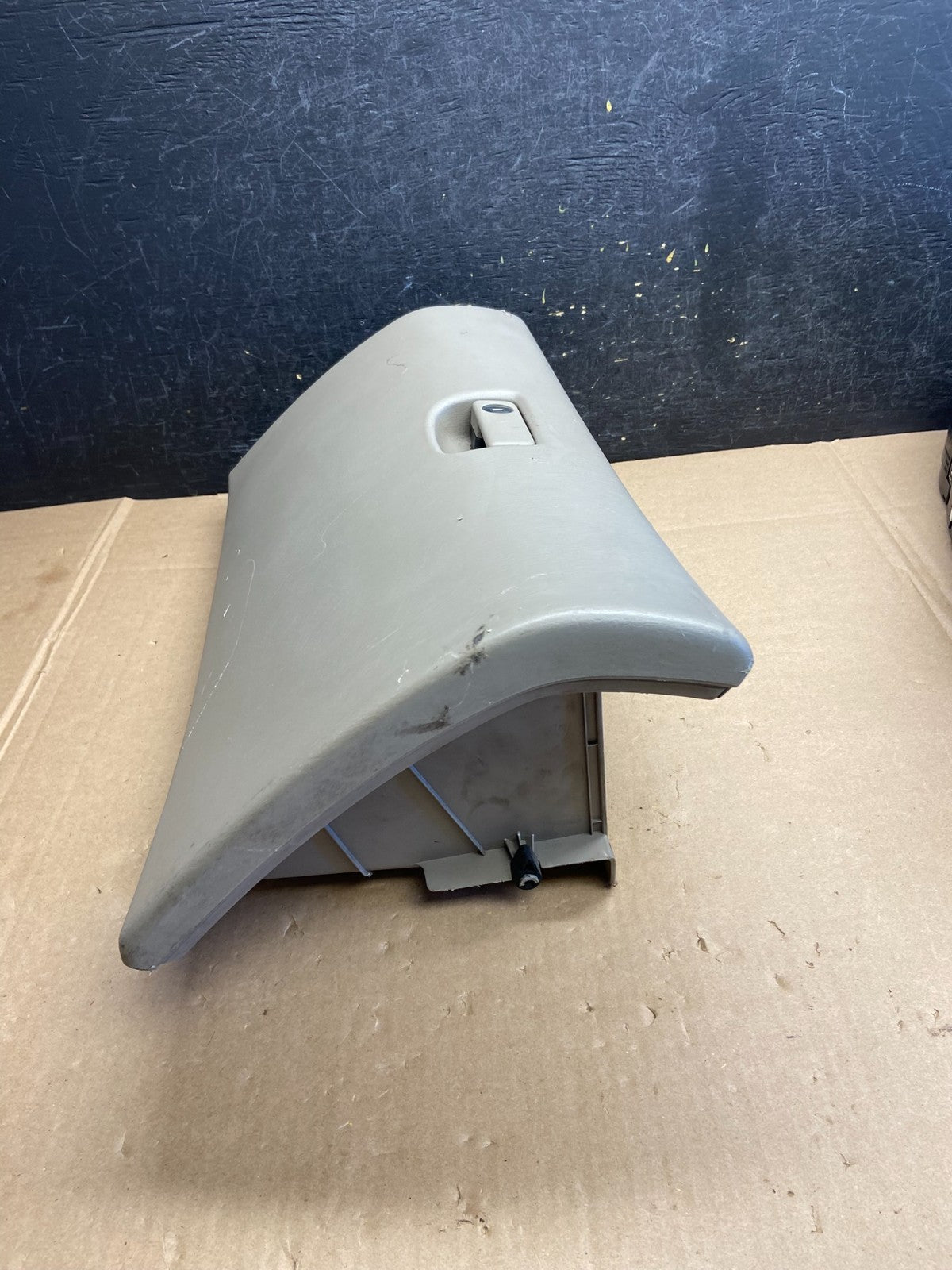 2004-2010 Toyota Sienna Front Right Passenger Storage Glove Box AI6291 DW2