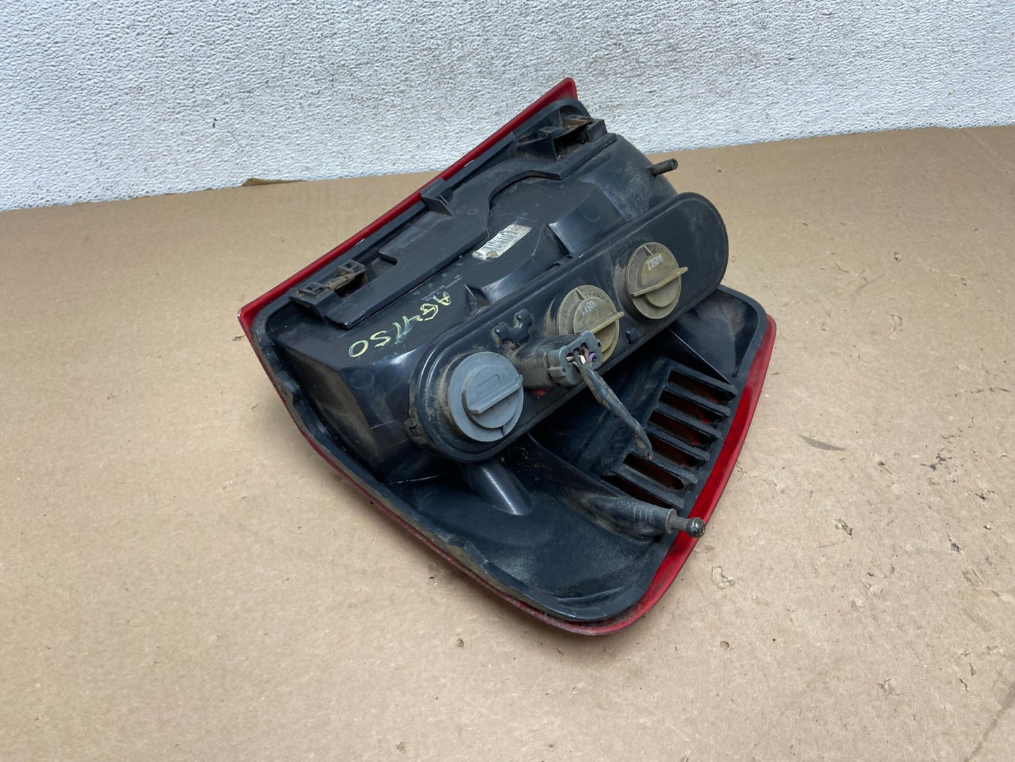 1999-2004 Jeep Grand Cherokee WJ Right Passenger Rh Tail Light AG4150 LK5