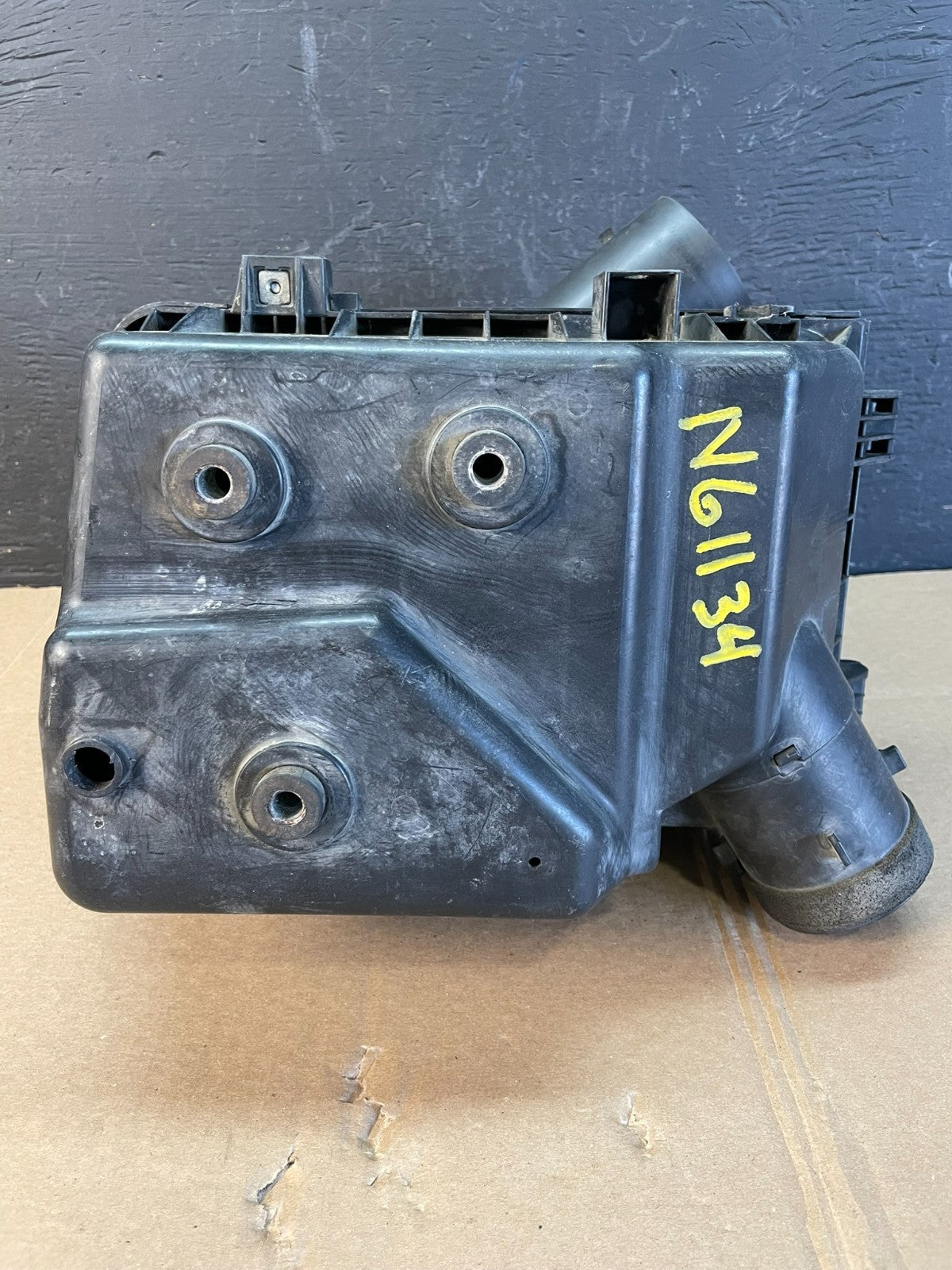 2007 to 2011 Toyota Camry 2.4L Air Filter Cleaner Housing Box OEM ac2137 DG1