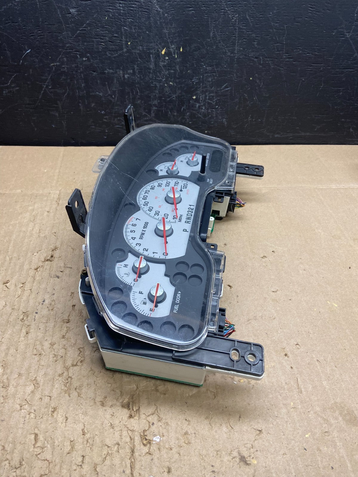 2002 Mercury Mountaineer MPH Instrument Cluster Speedometer OEM AB9748 DG1