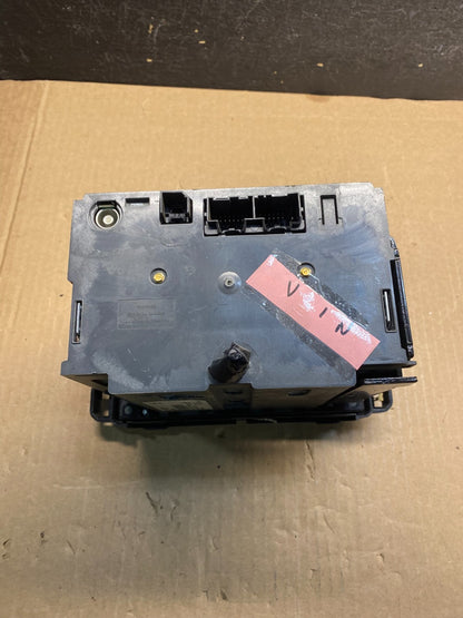 2015-2024 Chevrolet Express GMC Savana Radio AM FM mp3 Aux Input ae7898 DG5