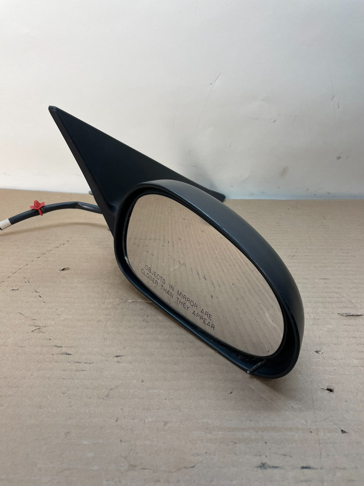 2001 to 2004 Ford Mustang Passenger Right Side View Mirror AH8707 Dg2